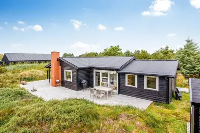 \"Cate\" - 900m from the sea by Interhome