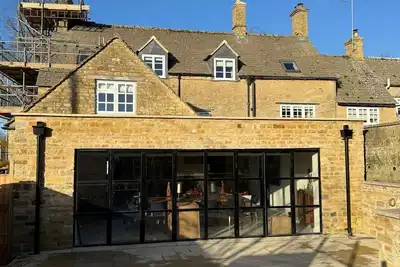 Image de Stunning and Luxurious Cotswold Cottage 5min from Soho Farmhouse