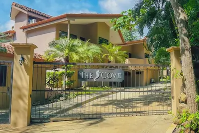 Image de Beachside Paradise at The Cove Unit #2 – Your Tropical Getaway Near Ocotal Beach