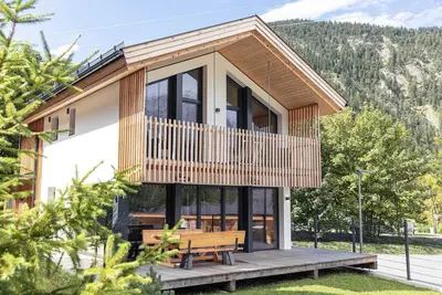 Image de Chalet mit 4 Schlafzimmern, Sauna und Kamin