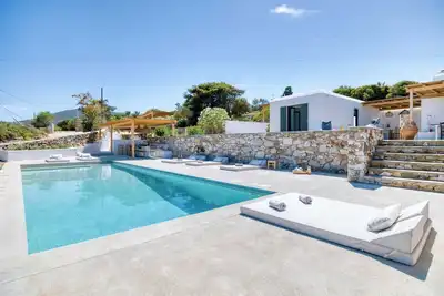 Image de Stone Pine House | Antiparos