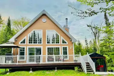 Image de Le Riviera, Bord de Rivière, Billard, Foyer!