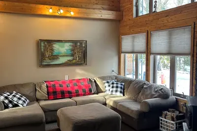 Image de Winter Wonderland on Gull Lake - 10 km to Lake Winnipeg Access