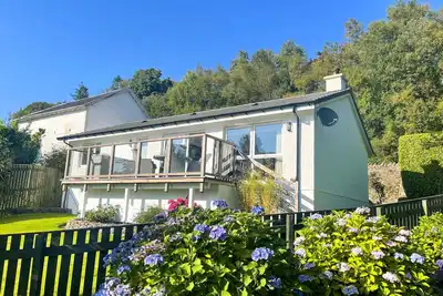 Image de Dunbheag Cottage - waterfront, seaviews, sleeps 4 guests