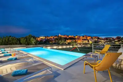 Image de New Villa Consido, a 3-Bedroom Retreat with sea views