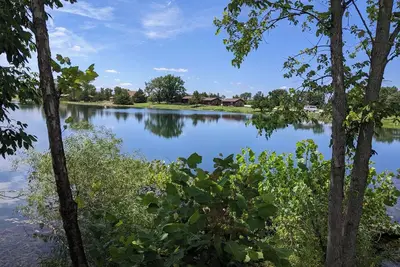 Image de Two bedroom family cabin by private fishing lake.