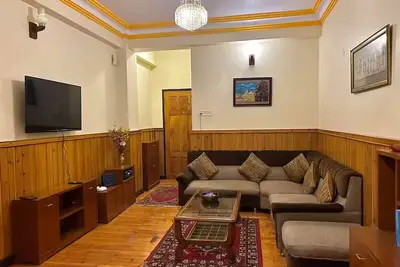 Image de Himalayan Retreat - Mountain & city view