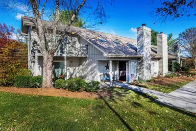Image de Beautiful Tellico Village Townhome