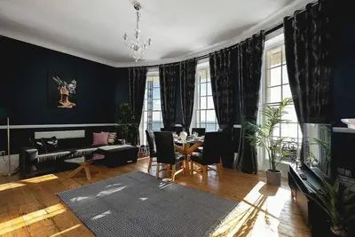 Image de Elegant 2Br Apt Panoramic Sea View | Walk to Beach