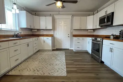 Image de Lake House Eufaula\n2 Bedroom Home 1 block from Xtreme Cove Marina!