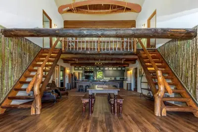 Image de The Howling Buck Lodge