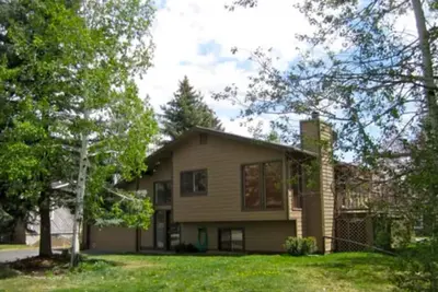 Image de Comfortable, Clean! Pets Ok 4-bedroom house, large yard in Hailey