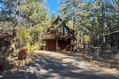 Image de Cozy Northstar Winter Cabin – Family-Friendly with Ski Shuttle & Rec Access