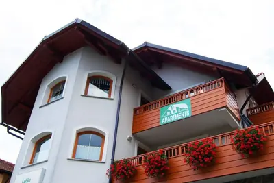 Image de Riverside Pines Luce Apartments with Balcony - Studio Apartment with Balcony