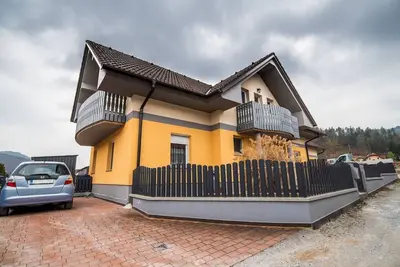 Image de Tranquil and Charming Apartments with Shared Garden - One Bedroom Apartment with Terrace