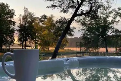 Image de Kraken Cove (Hot tub)