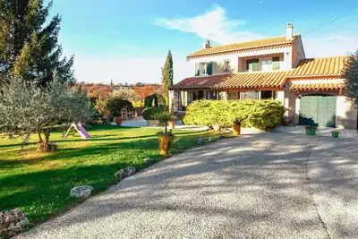 Image de Belle maison Ă Malemort-du-Comtat
