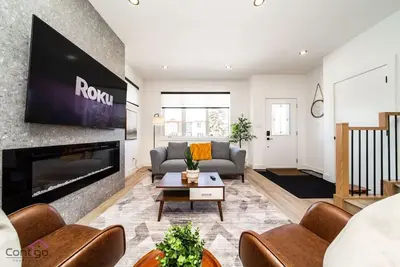 Image de Urban Zen | AirCon | King Bed | 10 min Wem & Dt!