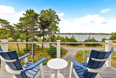 Image de Cape Escape: 048-Cs  Luxurious Chatham Home with Expansive Water Views