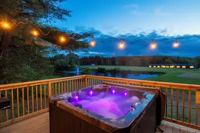 Image de Hot Tub - 9 Min to Zoom Flume Waterpark