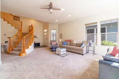 Image de Elegant 3-Bedroom House Close to Red Hawk Golf