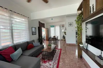 Image de Charming 2-bedroom apartment with a balcony a few min walk from the beach