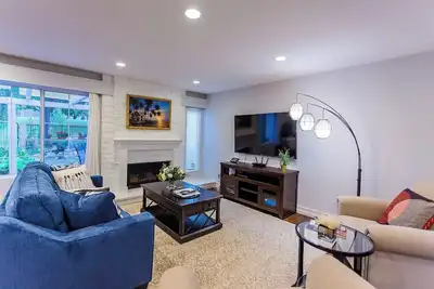 Park View Retreat: Serene Getaway for Your Perfect Family Vacation #6915