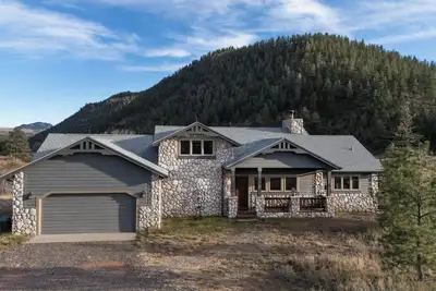 Image de Beautiful Home on 40+ Acres on South Platte River