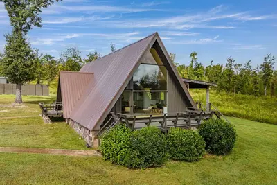 Image de Modern 4 Bedroom A-Frame on 21 Private Acres