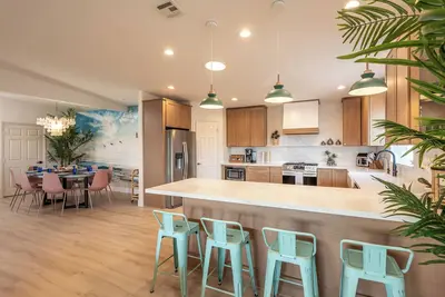 Image de 4br w ensuite Bathrooms. Sauna, next to beach, restaurants, 15min to Legoland