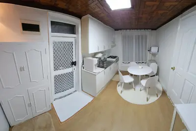 Image de Furnished Two Room Apartment in Gyeongnidan / Noksapyeong Station