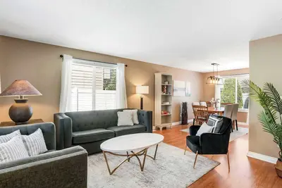 Image de Charming 4br Family Home｜Pet-Friendly｜Patio & Big Backyard｜Flexible Lease #41784