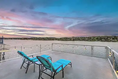 Image de Triple L! Waterfront w\/ Private Boat Dock!