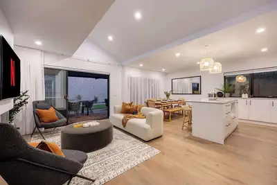 Image de Darcy's Idyllic Getaway 2 Mins to Beach & Shops