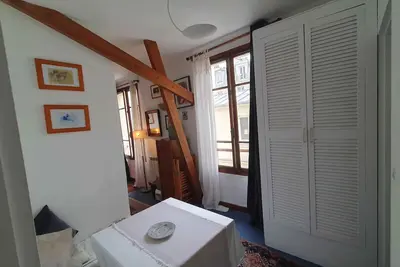 Image de Grand studio au calme proche parc Monceau / Etoile