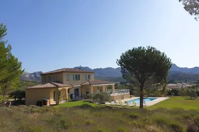 Image de Location vacances villa piscine Aureille Ls1-449.