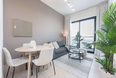 Image de StayShort - 1 Bedroom in Binghatti Heights Perfect for Getaway