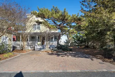 Image de 300 Bay Avenue - Bayfront on Lewes Beach!