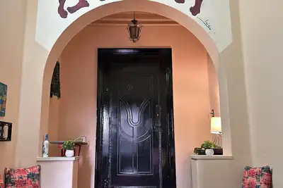 Image de Spacious 3-bedroom apartment in lovely Cairo. Crdt-N4