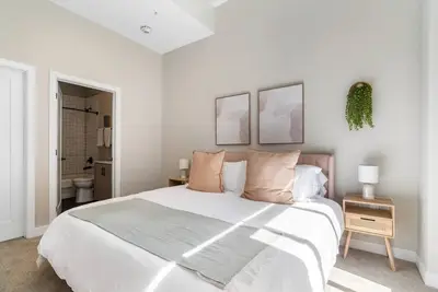 Image de Downtown 2-Br — Close to Over-the-Rhine District