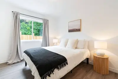 Image de Modern 4br Coach House | Near Beach & Downtown