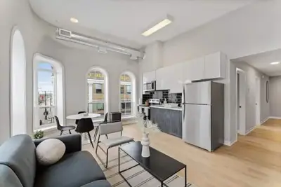 Simcoe Residence - Modern Comforts w\/Wifi\/Netflix