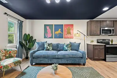 Image de New ~ Charming, Cozy Apt Dwtn Murfreesboro, Tn