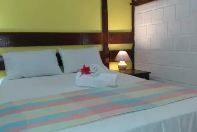 Image de Cabin with kitchen: 500 meters from the beach. With parking and barbecue.