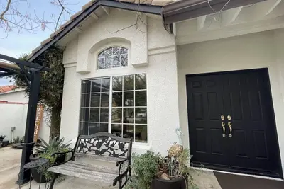 Image de California Style and comfort! 4 bedroom House in South Corona!