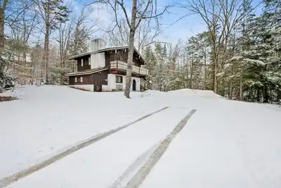 Image de New! Charming Alpine Retreat Near Attitash Ski Mountain