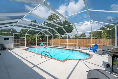 Image de Gorgeous 4-bedroom Pool House in Bradenton with WiFi and Ac