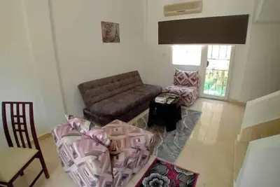 Image de 822 · 2br Townhouse, Bath, backyard