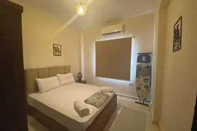 Image de 123 · 2br townhouse, 1 bath, yard