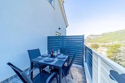 Image de Superbe appartement Ă Zuljana avec WiFi